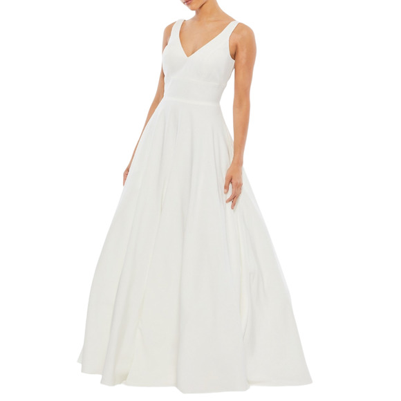 Mac Duggal IEENA NWT Tailored V-Neck Ballgown White Size Pockets Size 12 - Picture 1 of 11